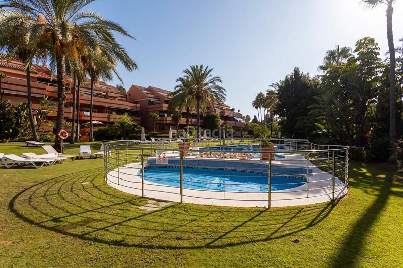 Foto d54051ff-b685-45e8-ae59-13ae7bc84583. Flat in calle isabel clara eugenia 357 in Puerto Banús Marbella