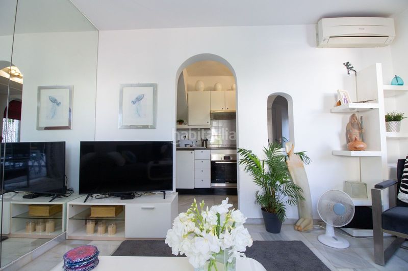 Foto 254f39f4-de87-4979-a277-42f5a46345f6. Casa pareada en urbanización la alzambra 11 tu vida soñada en Marbella