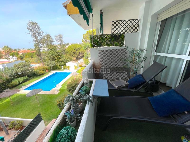 Foto f2554a50-ba26-4019-b32b-e3a398033dda. Pis amb piscina a Cabopino - Artola Marbella