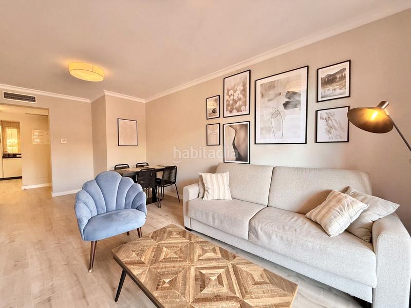 Foto 7f86f7f7-8190-4c5f-8b0c-a9288b856709. Piso en urbanización Los Flamingos 45 golf y lujo: un oasis reformado en Benahavís