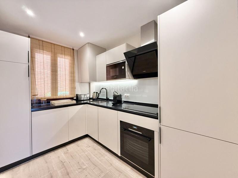 Foto 9bde8b8b-a33f-4ec2-97c6-c097dfeaf9b8. Piso en urbanización Los Flamingos 45 golf y lujo: un oasis reformado en Benahavís