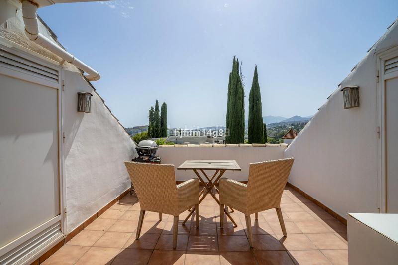 Foto 6a6beb66-1bc2-4b2b-a219-c8424ca3ca15. Casa adosada en calle las aguilas 5 adosado en Aloha: lujo y comodidad en Marbella