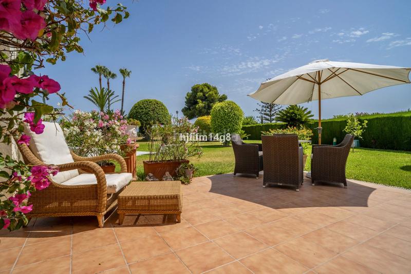 Foto 8a65aa89-e988-4698-b886-461ec35ac556. Casa adosada en calle las aguilas 5 adosado en Aloha: lujo y comodidad en Marbella