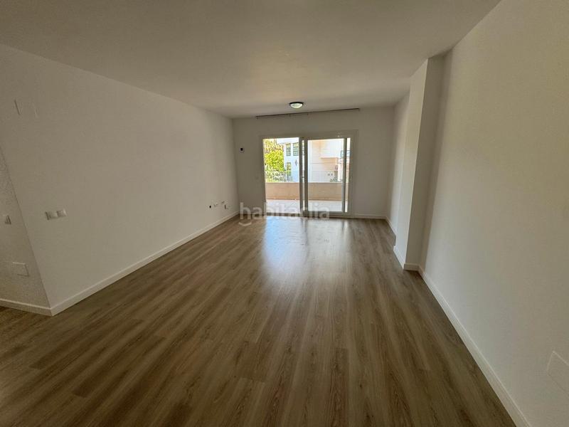 Foto 9c58faf2-5ec6-457a-90e0-f64642d3b3a1. Piso en avenida josé banús 32 tu lujo y comodidad en nueva andalucía en Marbella