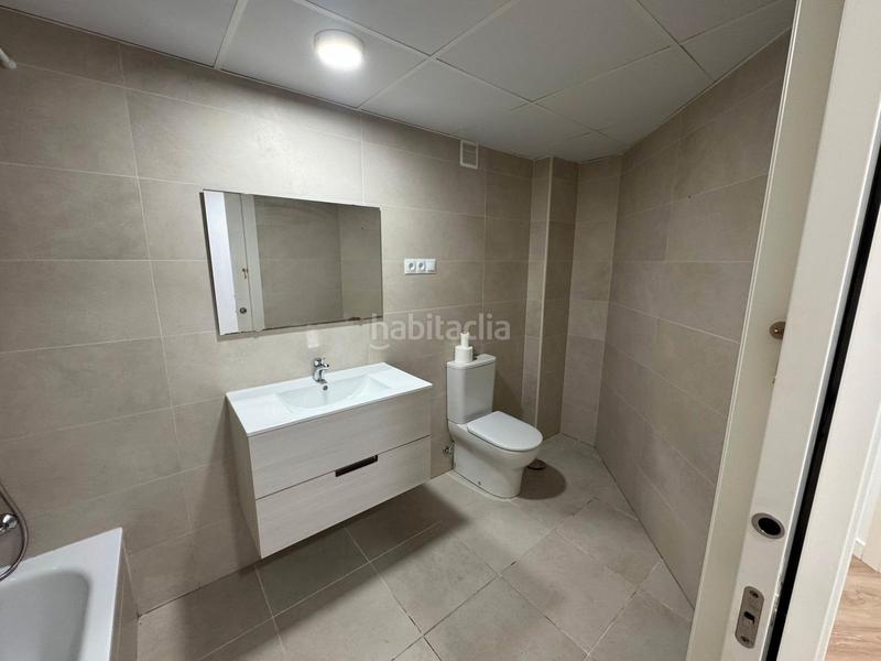 Foto c9e12ddc-ce2f-47b9-9b19-94b54f87ea6b. Piso en avenida josé banús 32 tu lujo y comodidad en nueva andalucía en Marbella