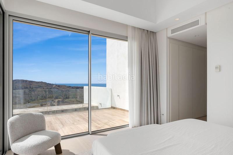 Foto f0a5666f-8f6c-484d-b802-a3c43321b1a7. Attico in calle juan lerma valero 19g in Montemayor - Marbella Club Benahavís