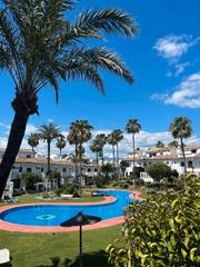 Casa adossada  Avenida de julio iglesias 13. Lujo en primera línea de playa: estepona
