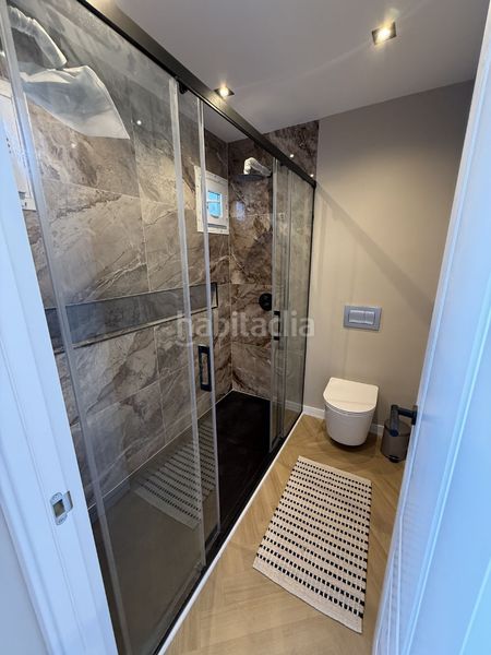 Foto d2295409-507b-4545-afce-f56381e17fe4. Casa adossada a avenida de julio iglesias 13 a Puerto Banús Marbella