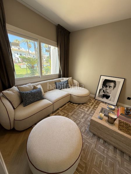 Foto e75332bd-b956-4bc0-a643-1834cd3bd511. Casa adossada a avenida de julio iglesias 13 a Puerto Banús Marbella