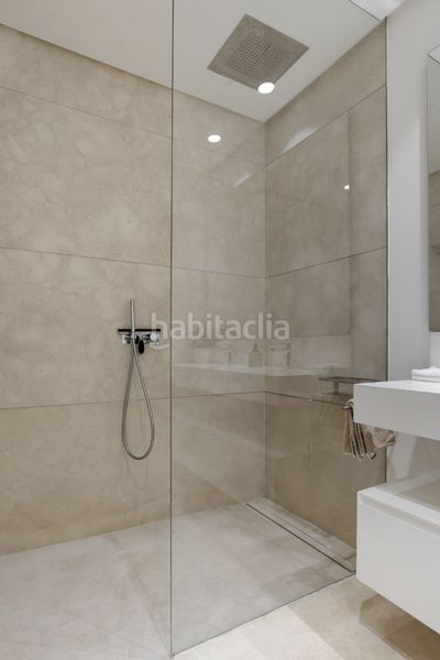 Foto b09ae254-1027-4be7-9df9-767fb6c0662e. Dúplex a calle la pacheca alta 22 a Benahavís pueblo Benahavís