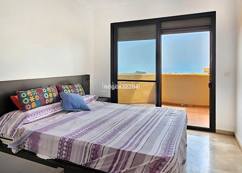 Foto 850d9a66-9765-4afa-ab53-3115c925dad6. Piso en calle adolfo suárez de figueroa 12 la resina: vistas que enamoran en Estepona