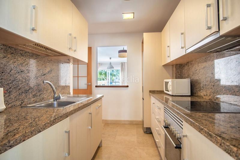 Foto 77baa877-4c2b-47d7-942e-00723901f669. Pis a calle condado de huelva 12 a Paraiso - Barronal Estepona