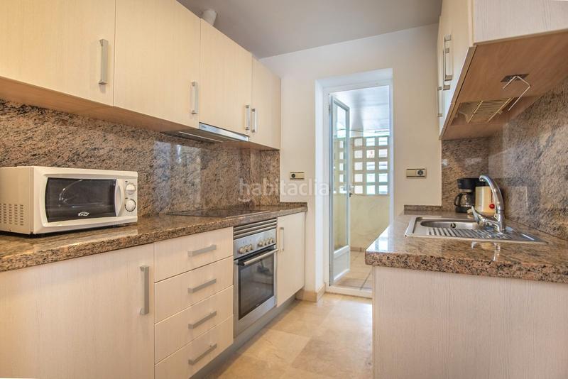 Foto 8b46d05e-e8c6-4bef-90c6-346f5f477893. Pis a calle condado de huelva 12 a Paraiso - Barronal Estepona