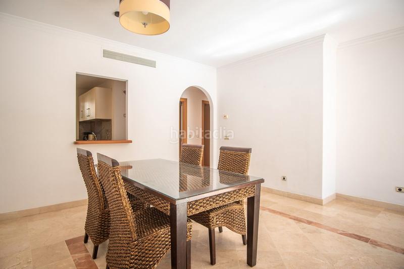 Foto ce2b548b-5dad-406c-9b1d-93b752110c92. Pis a calle condado de huelva 12 a Paraiso - Barronal Estepona