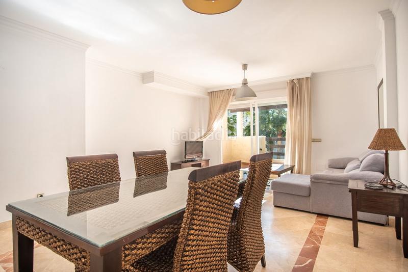 Foto f56b1421-800a-4856-91ef-3e380cd4d4c0. Pis a calle condado de huelva 12 a Paraiso - Barronal Estepona