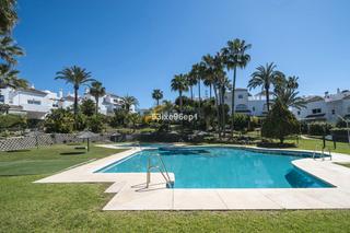 Maison jumelée  Carretera de cádiz km 159. El padrón: tu paraíso familiar en estepona