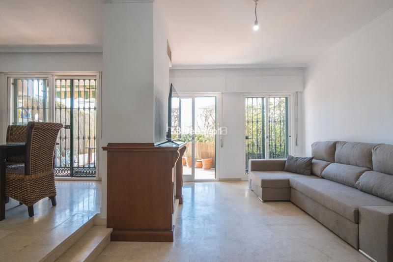 Foto 5b3f42fd-5749-4c32-93ab-29fe2a61bb9e. Casa pareada en carretera de cádiz km 159 el padrón: tu paraíso familiar en Estepona