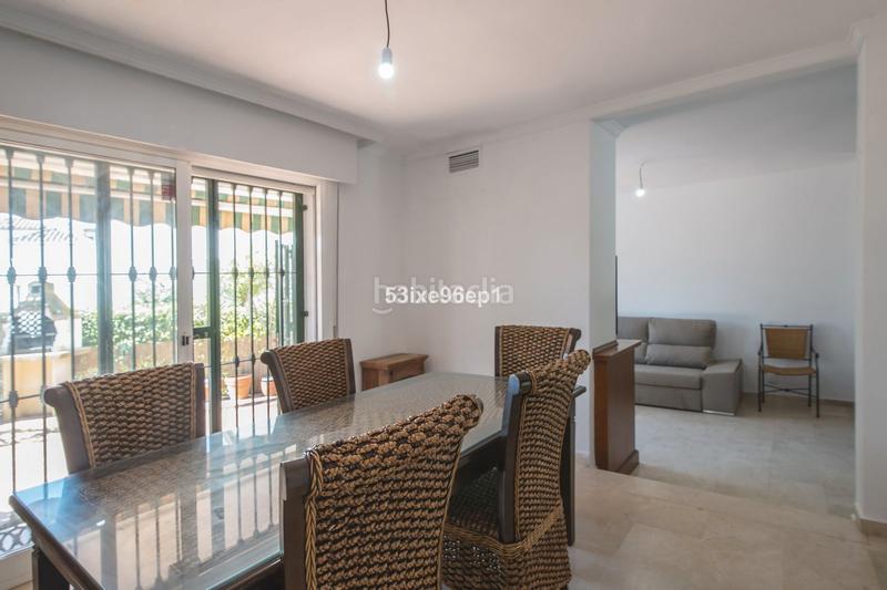 Foto fbe2e060-1eca-47e0-8455-2c0a35d18d1d. Casa pareada en carretera de cádiz km 159 el padrón: tu paraíso familiar en Estepona