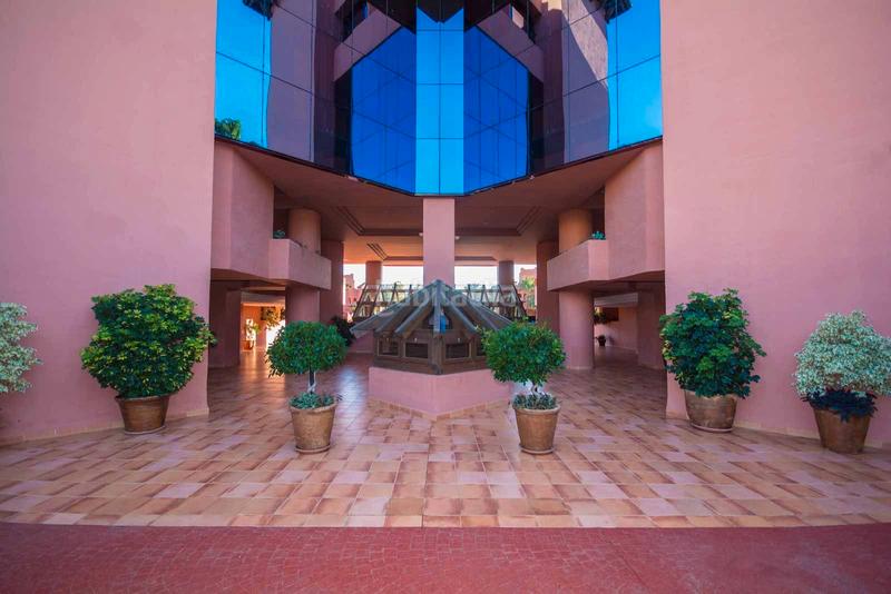 Foto 0f9135b3-1b47-4b56-855d-9b7d9413640c. Appartement dans avenida parque selwo s/n dans La Concha - Resina Golf Estepona