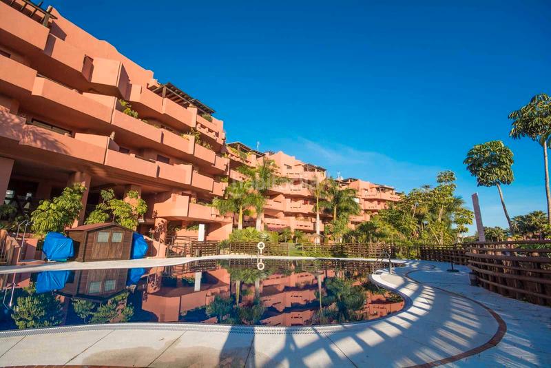 Foto 5d849a7b-1544-4681-bb41-a3f28d45348d. Appartement dans avenida parque selwo s/n dans La Concha - Resina Golf Estepona