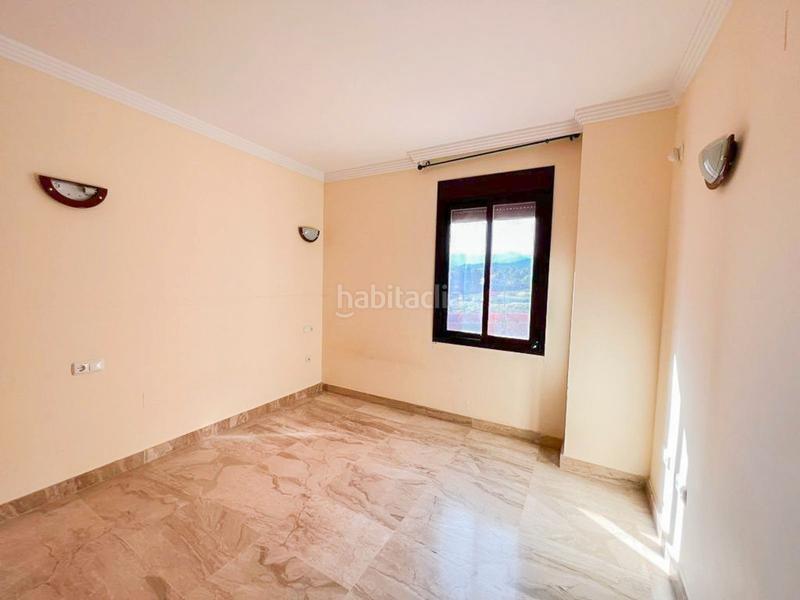 Foto 64c8d7b3-ca20-4bdd-be72-9adca28e5c39. Duplex in calle benalauria 11 in La Concha - Resina Golf Estepona