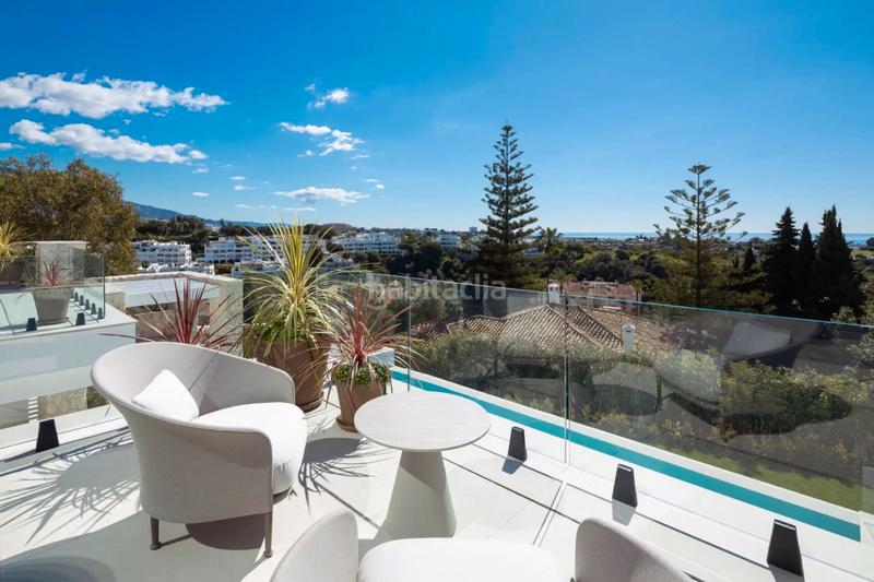 Foto 9da9f2cc-e586-40bf-8207-32a2eeefd0e7. Chalet mit parking pool in La Quinta Benahavís