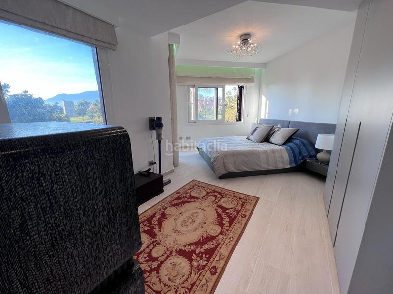 Foto 1f313024-32a5-4374-8c01-d8f9f44f8503. Duplex con piscina in Guadalmansa Estepona