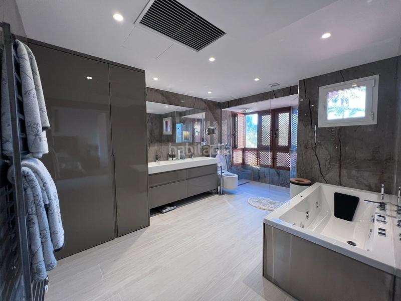 Foto 3dd9c9a7-c1a8-41e1-b0e3-bddca216e877. Duplex con piscina in Guadalmansa Estepona