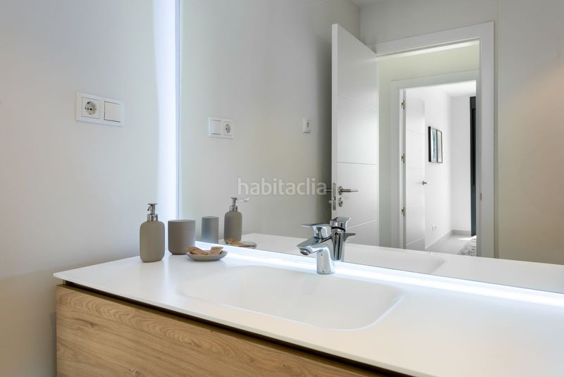 Foto 2c834eda-54ef-470d-a53a-a60340d13134. Àtic amb piscina a Estepona golf Estepona