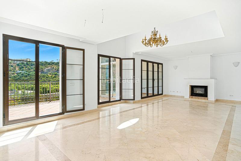 Foto 097eb554-8714-43fd-86a2-3c2f80679e1e. Casa adosada un oasis familiar con futuro: la vida que sueñas en los arqueros en Benahavís