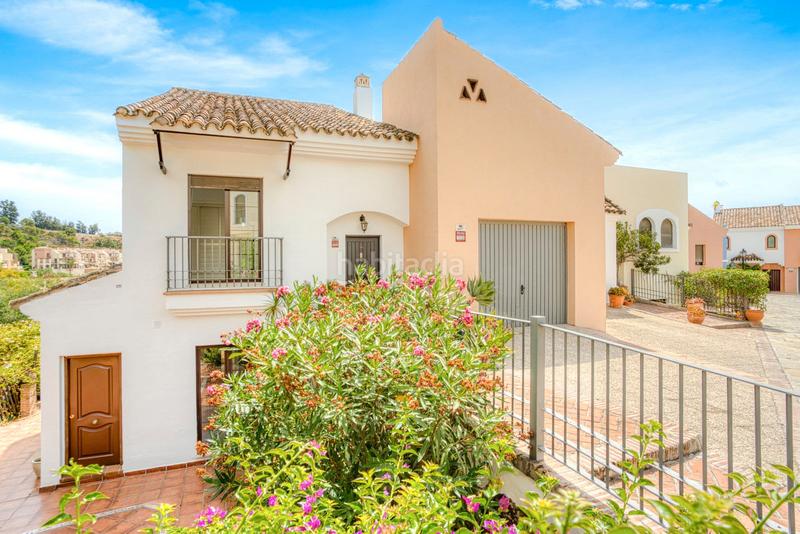 Foto 52294241-7a72-4d1f-a6eb-f299e55f0382. Casa adosada un oasis familiar con futuro: la vida que sueñas en los arqueros en Benahavís