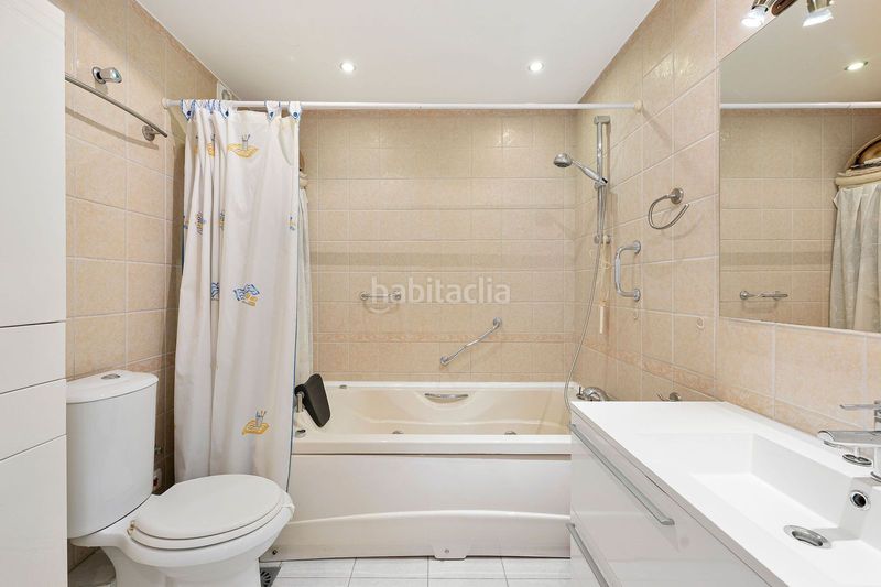 Foto b8a07808-8563-4cba-bb87-ebc5a5ddc465. Pis amb piscina a Nueva Atalaya Estepona