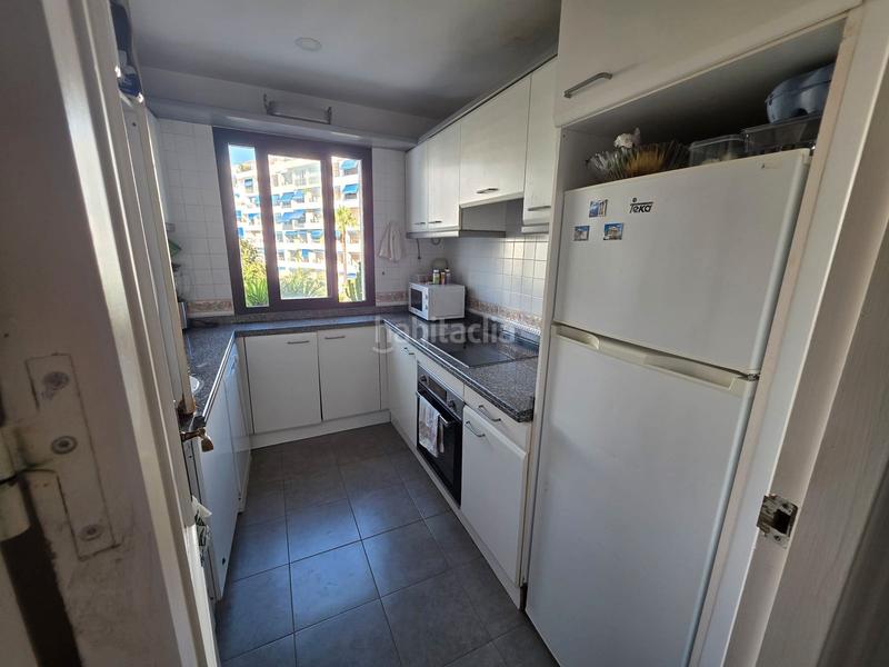 Foto fe0f69a4-aef5-443f-a94a-fc0b9c63d1cd. Piccolo appartamento con piscina in Puerto Banús Marbella