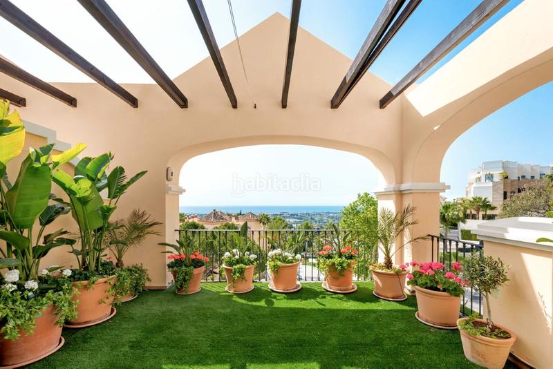 Foto c12e2ac2-fc5b-495f-aa3e-de2ef7d4e0e6. Attico con piscina in La Quinta Benahavís