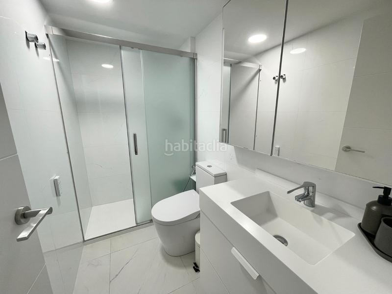 Foto 4d802d72-70fc-4b19-8b07-099d11bc5d18. Affitto a tre livelli con parcheggio piscina in Romana Playa Marbella