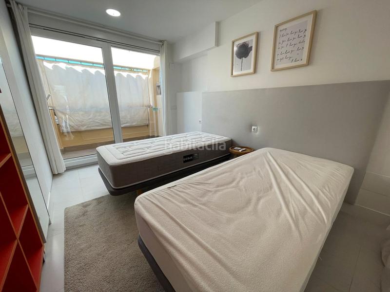 Foto 3c0f343f-b2f2-4eb5-a4f1-d6955c3c6ad7. Location triplex avec parking piscine dans Romana Playa Marbella