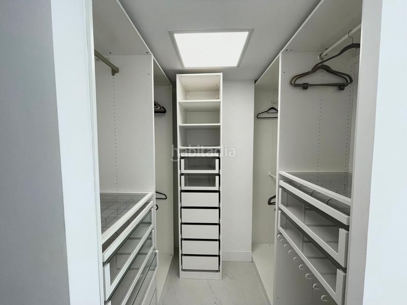 Foto e34fd59b-6caa-4f3c-80a6-edfdfad33945. Miete dreistöckige wohnung mit parking pool in Romana Playa Marbella