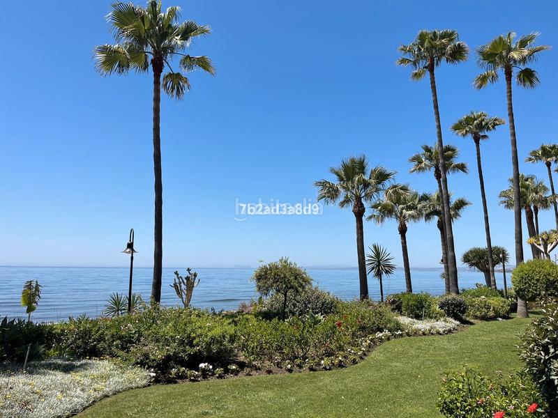 Foto f3af23dc-5b2c-4a43-9442-50c05b20208c. Appartamento con piscina in Guadalmansa Estepona