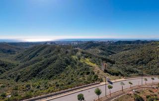Terreno residencial en La Quinta. Un lienzo en blanco con vistas de postal: tu villa de ensueño en