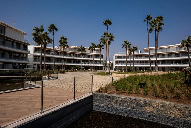 Foto 853b8521-5448-4856-82b4-bcacc16e2fbf. Piso lujo y exclusividad frente al mar en the edge, en Estepona