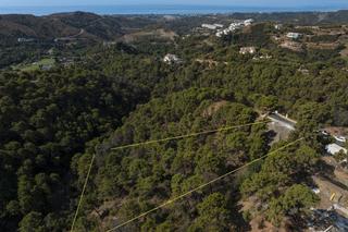 Terreno residencial en Benahavís pueblo. Construye tu legado de lujo en marbella club golf resort