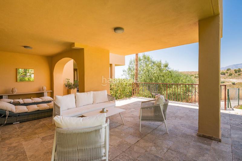 Foto 2dbaf67e-7f4e-4d5b-9a9d-527192c5a714. Etagenwohnung mit pool in El Paraíso Benahavís