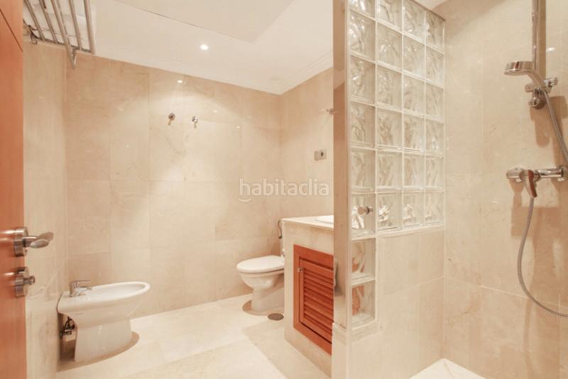 Foto c9714f16-d9bc-4798-b353-6b04bc1ab48e. Apartment with pool in Puerto Banús Marbella