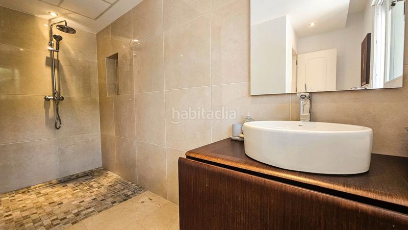 Foto e52fe31d-3a5a-40a0-b087-9279890da369. Maison jumelée avec piscine dans Puerto de la Duquesa Manilva
