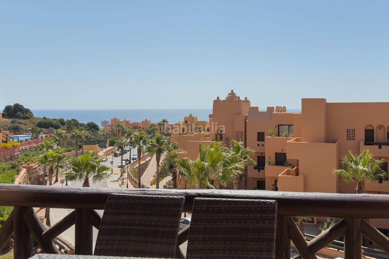 Foto 145ef2ac-b4f1-4c75-b884-176aed343818. Appartamento con parcheggio piscina in Puerto de la Duquesa Manilva