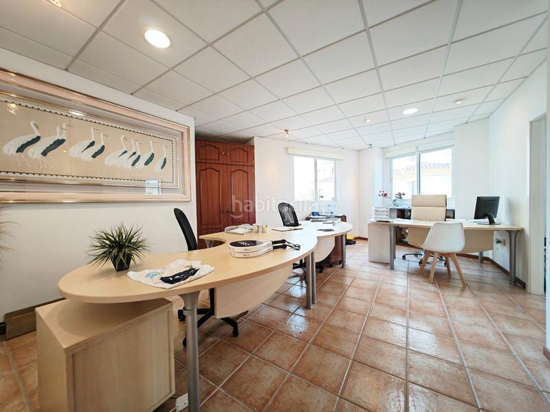 Foto 4179a475-40ff-4aaa-baf2-a98d5bbdbdf0. Locale commerciale in Calahonda Mijas