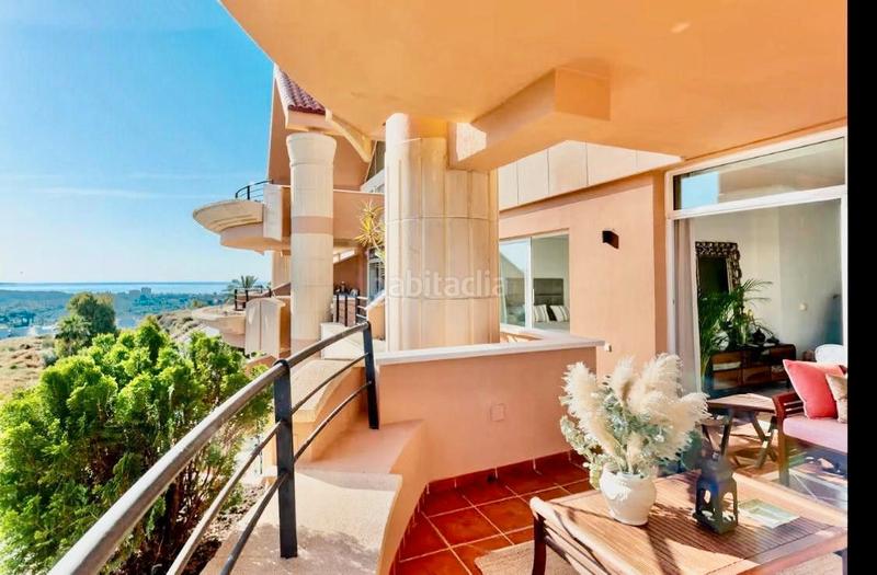 Foto fe8b5898-72f3-4725-8d84-010d25b53ab8. Lloguer pis amb aparcament piscina a Puerto Banús Marbella