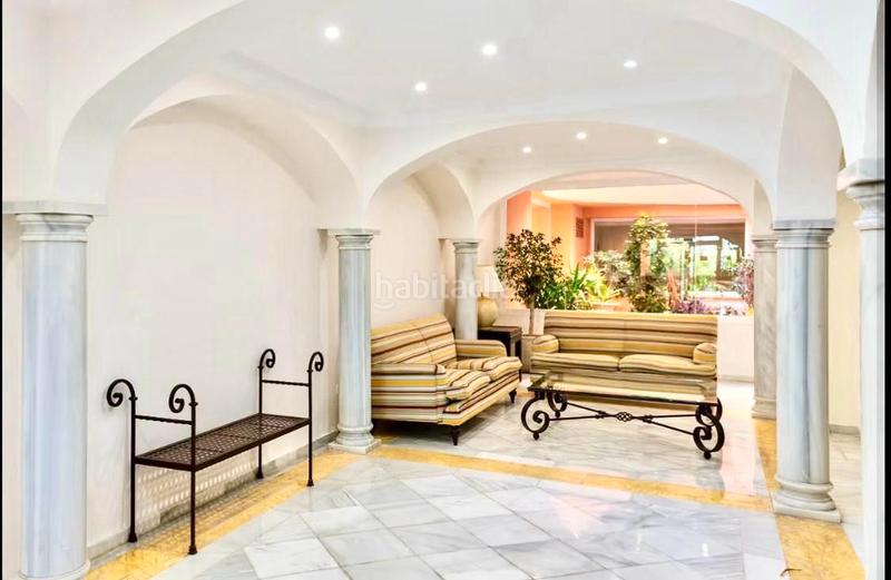 Foto 9efdca11-fe20-426a-88a3-a0c295895c7a. Location appartement avec parking piscine dans Puerto Banús Marbella