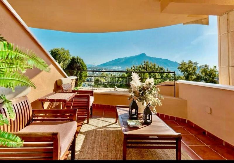 Foto f00d63dd-2921-42b7-bf26-e5b24c565d91. Location appartement avec parking piscine dans Puerto Banús Marbella