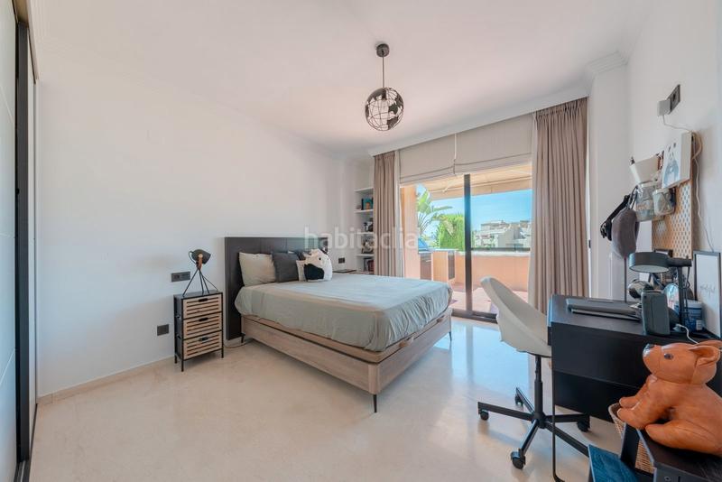 Foto cb8be84b-dfdc-4efa-9f9f-5bab70a89de8. Duplex in urbanizacion cartuja del golf 12 in Nueva Atalaya Estepona